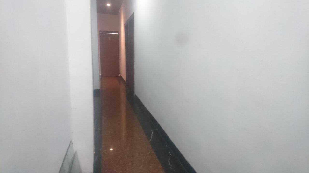 Sz Nine One Hotel Медан Екстериор снимка