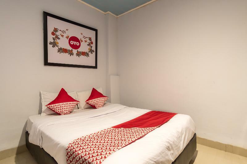 Sz Nine One Hotel Медан Екстериор снимка