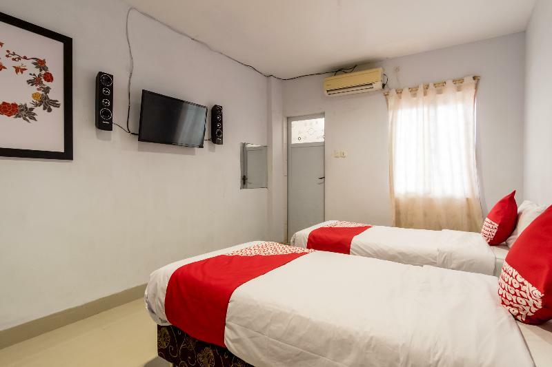 Sz Nine One Hotel Медан Екстериор снимка